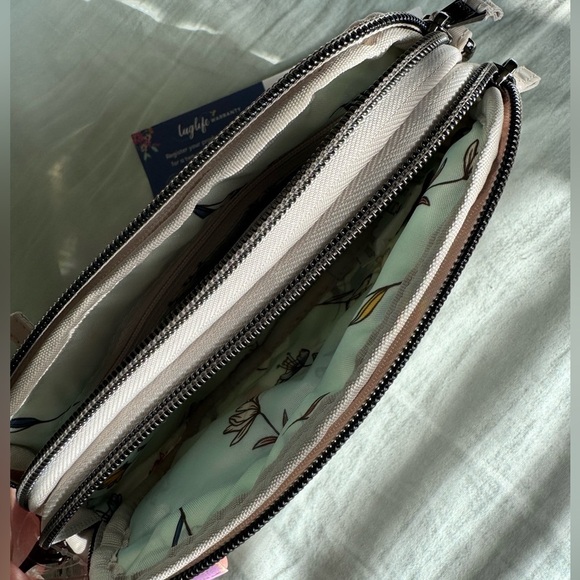 Super Coupe Convertible Crossbody Bag - Picture 4 of 7